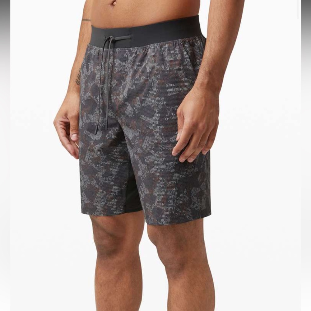 Lululemon T.H.E. Short 9" Linerless Archetype Graphite Grey Multi - XL